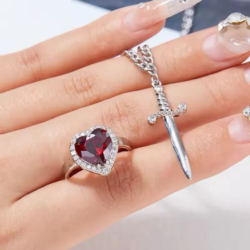 Edição Amor único -Kit Pulseira e Anel  coração & espada